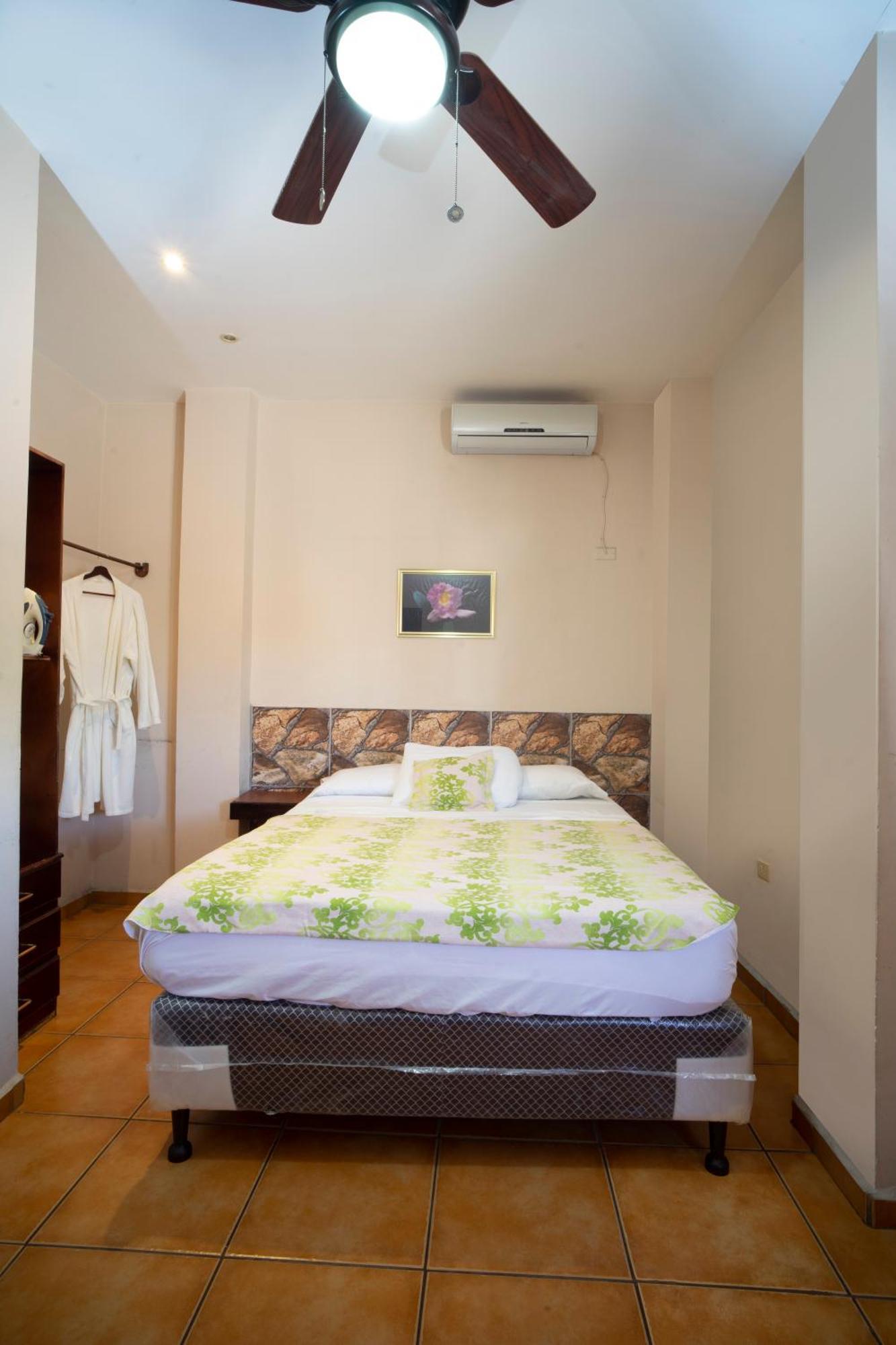 Apart Hotel La Trejo San Pedro Sula Ngoại thất bức ảnh